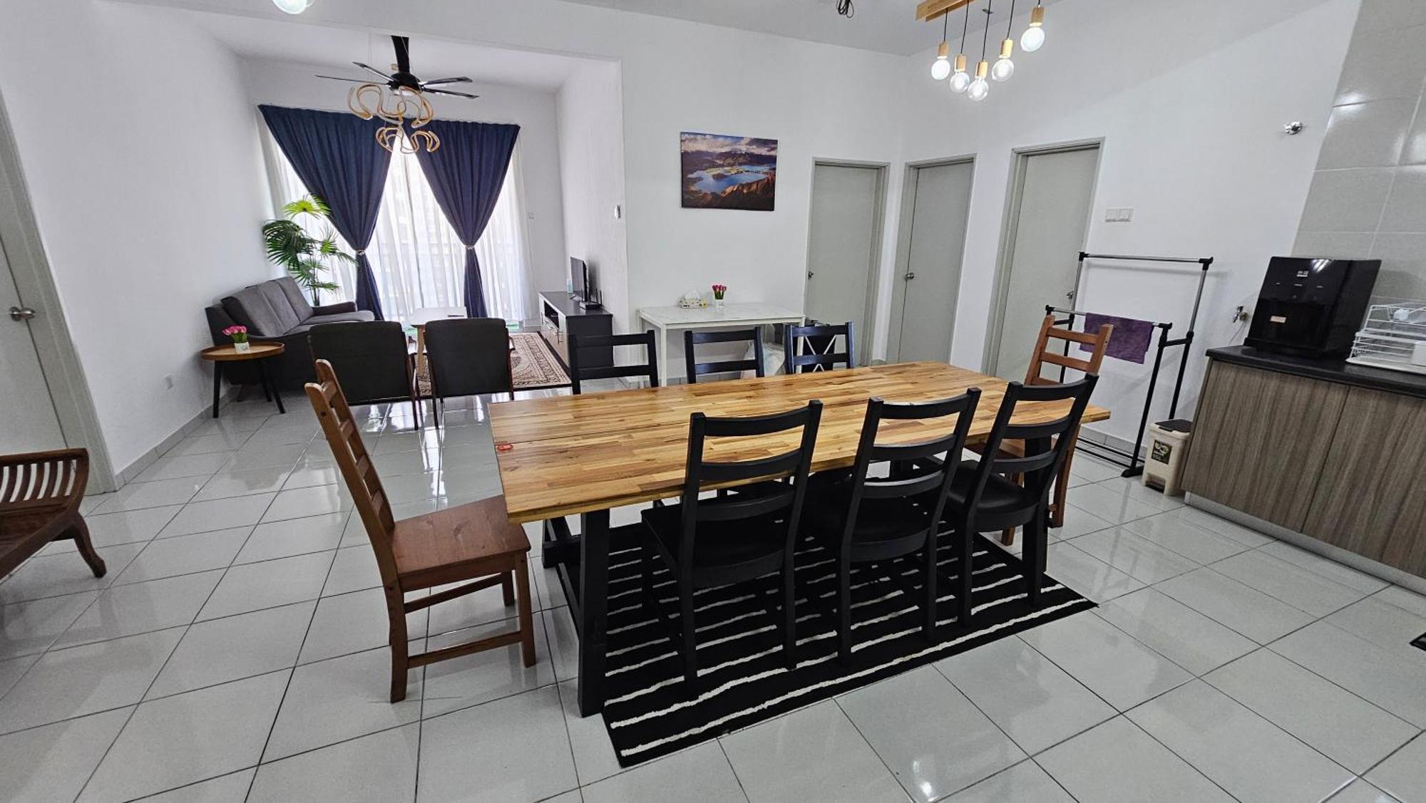Faliza Adelia Residence カジャン エクステリア 写真